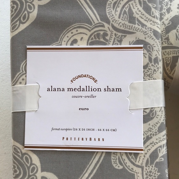 Pottery Barn Alana Medallion Q duvet and shams - Picture 4 of 7